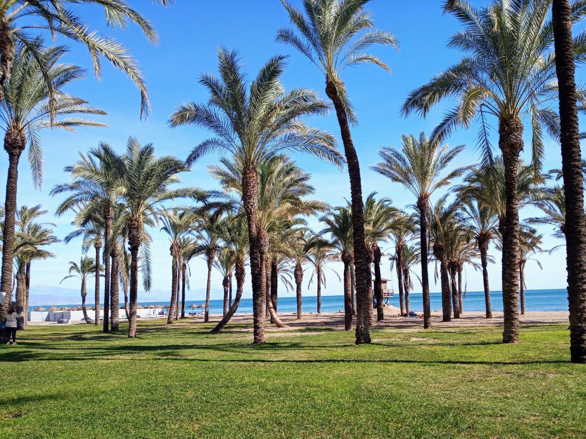 La Carihuela A 5 Minutos De La Playavistas Al Mar Lejlighed Torremolinos Eksteriør billede
